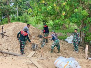 Arco Alat Andalan Anggota Satgas Untuk Angkut Material Batu Dan Pasir